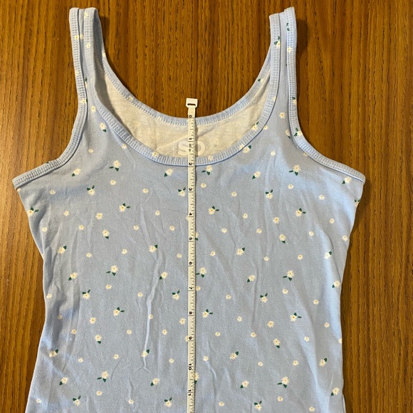 Flowery Blue Tank Top - Picture 5 of 11